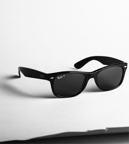 Ray-Ban Wayfarer Polarized Sunglasses